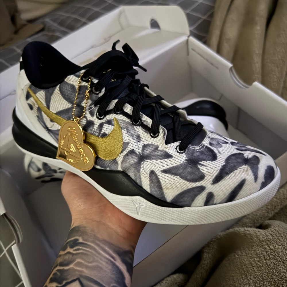 Kobe 8 Mambacita Size 9